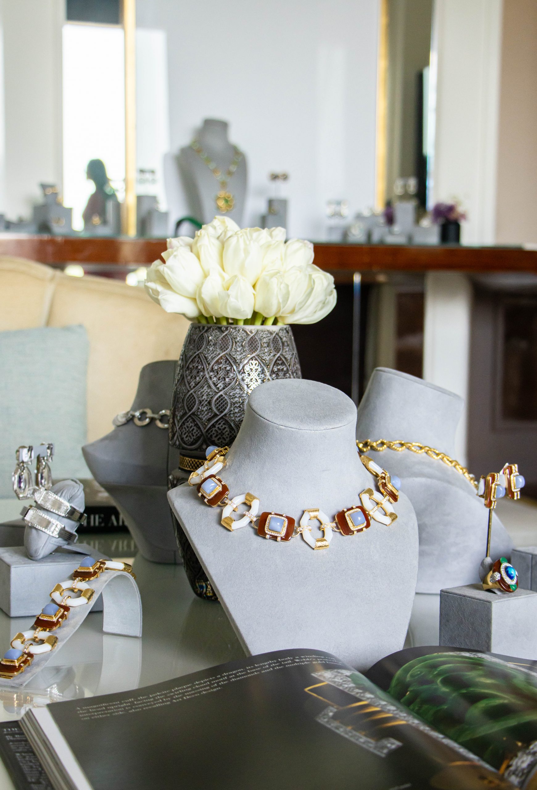 David Webb Jewelry partners with Waldorf Astoria Lusail Doha for an exclusive luxury showcase