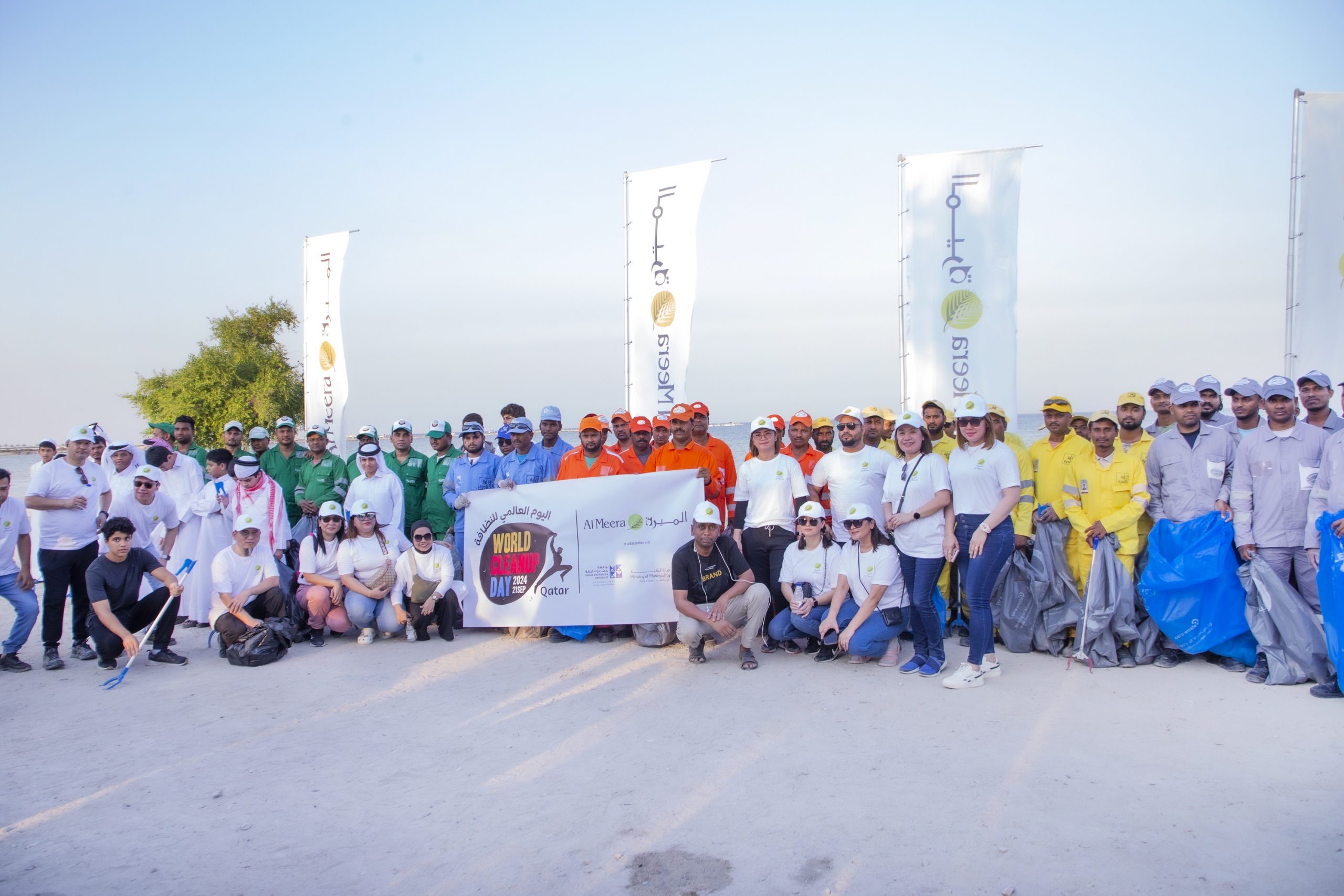 Al Meera Leads Simaisma Beach Cleanup for World Clean Up Day